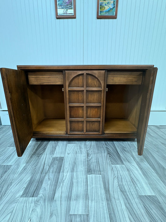 Vintage MCM Wood Credenza / Sideboard with Arched Detail – Stunning Storage Piece